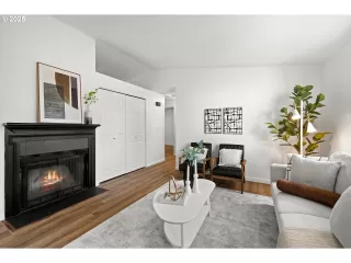 Photo #2: 248397140 Listing