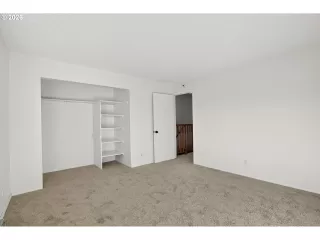 Photo #2: 248435255 Listing 