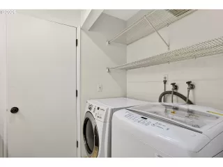 Photo #5: 248435255 Listing 