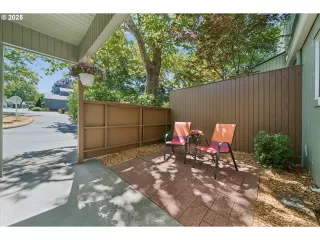 Photo #2: 248471714 Listing 