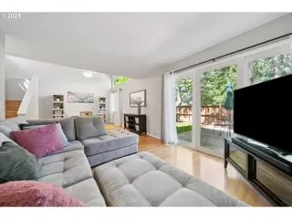 Photo #4: 248471714 Listing 