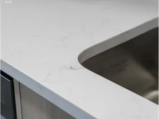 Photo #4: 249857372 Listing 