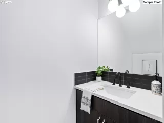 Photo #6: 250167684 Listing