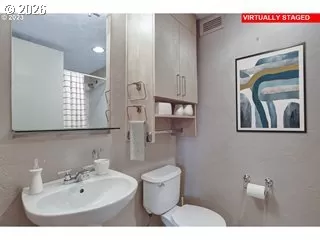 Photo #4: 251007748 Listing 