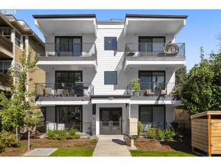 Photo #1: 251371547 Listing