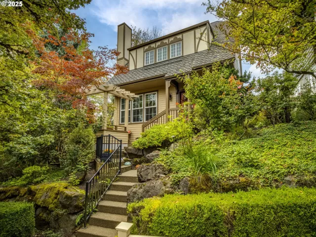 MLS: 251597345 Condo For Sale