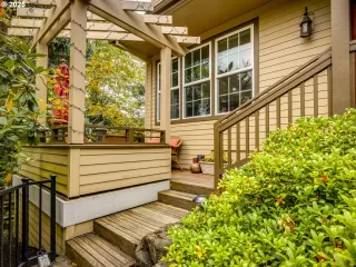 Photo #4: 251597345 Listing 