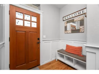 Photo #2: 252561399 Listing 