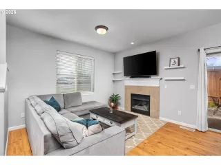 Photo #4: 252561399 Listing 