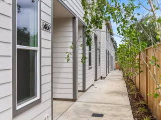 Photo #1: 252974906 Listing 