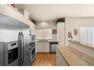 Photo #6: 253134014 Listing 