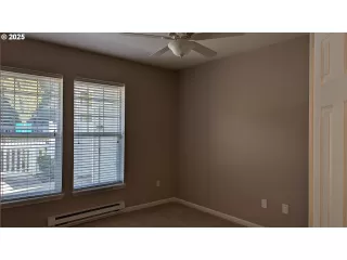 Photo #3: 253393419 Listing