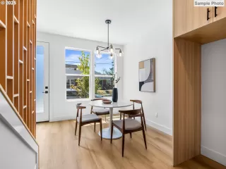 Photo #3: 254471672 Listing 