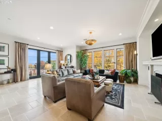 Photo #2: 254540376 Listing