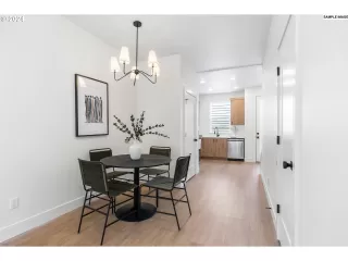 Photo #5: 254652211 Listing