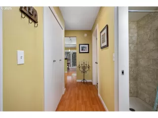 Photo #1: 255983933 Listing 