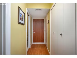 Photo #2: 255983933 Listing 