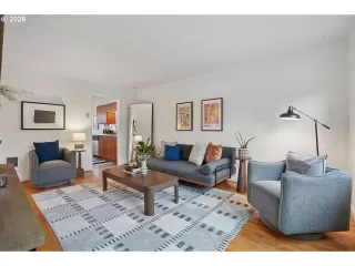 Photo #2: 256207096 Listing 