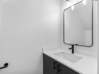 Photo #5: 257331154 Listing