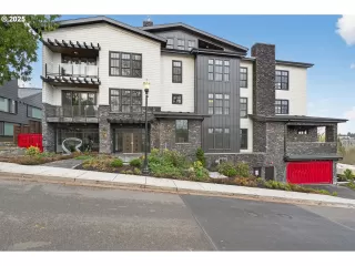 Photo #1: 257594729 Listing