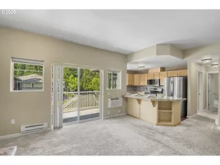 Photo #3: 258300327 Listing 