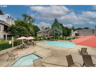 Photo #4: 258482154 Listing