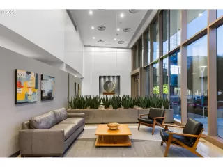 More Details about MLS # 259060534 : 949 NW OVERTON ST 909