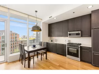Photo #6: 259060534 Listing 