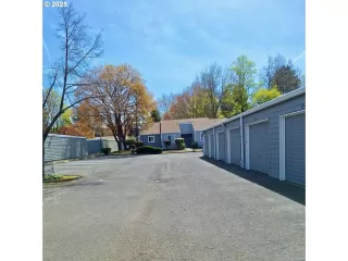 Photo #2: 259467882 Listing 