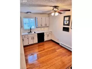 Photo #5: 259467882 Listing 