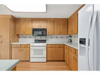 Photo #6: 259596741 Listing 