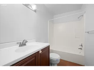 Photo #6: 259825734 Listing