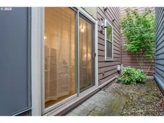 Photo #6: 260027079 Listing 