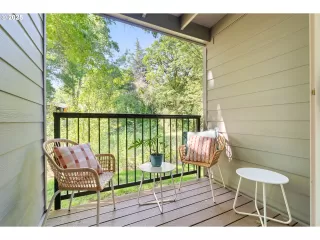 Photo #3: 260609616 Listing 