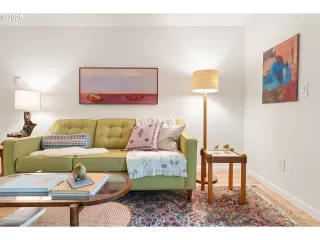 Photo #4: 260609616 Listing 