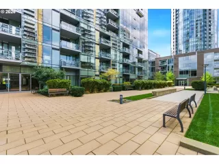 Photo #2: 260939279 Listing 