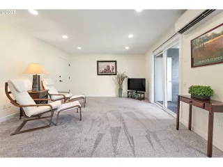 Photo #3: 261186271 Listing 