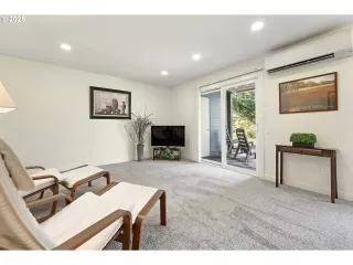 Photo #4: 261186271 Listing 