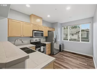 Photo #5: 261476026 Listing 