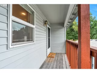 Photo #4: 262759685 Listing 