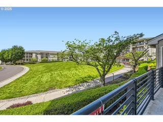 Photo #1: 263342423 Listing