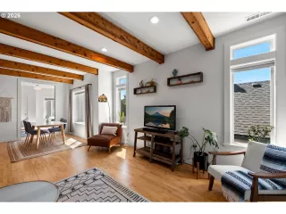 Photo #5: 263930112 Listing 