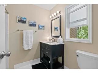 Photo #4: 264331509 Listing 