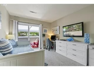 Photo #6: 264331509 Listing 