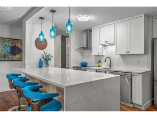 Photo #5: 264447576 Listing 