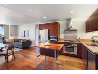 Photo #4: 265311216 Listing 