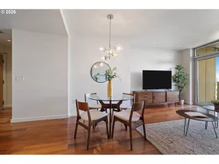 Photo #6: 265311216 Listing 