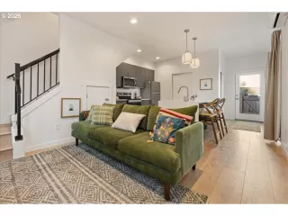 Photo #5: 265457189 Listing 