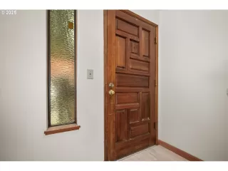 Photo #3: 266479821 Listing