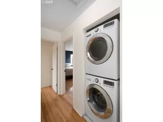 Photo #6: 266718716 Listing 